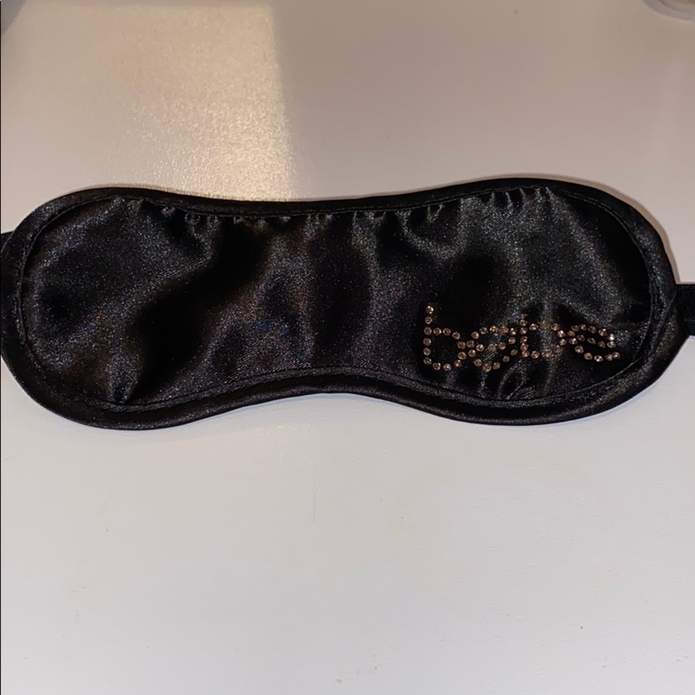 Bebe sleeping mask